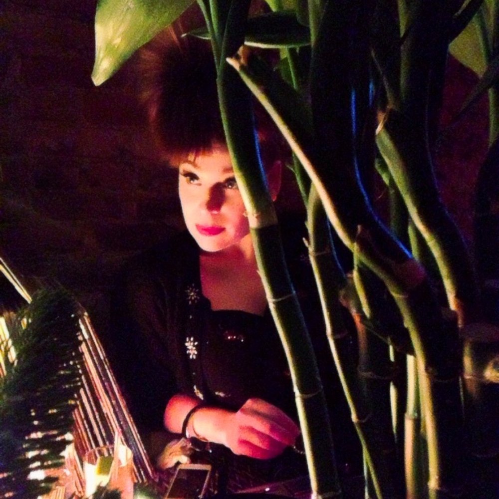 Meet your Posher, Angela